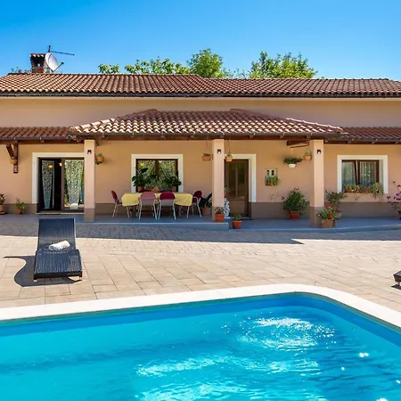 Holiday home Gorgeous In With Wifi