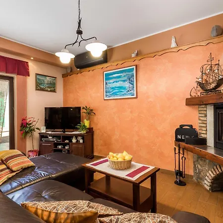Holiday home Gorgeous In With Wifi *