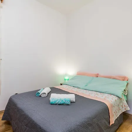 Gorgeous In With Wifi Holiday home