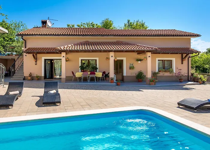 Сasa de vacaciones 2 Bedroom Gorgeous In