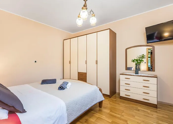 2 Bedroom Gorgeous In Сasa de vacaciones *