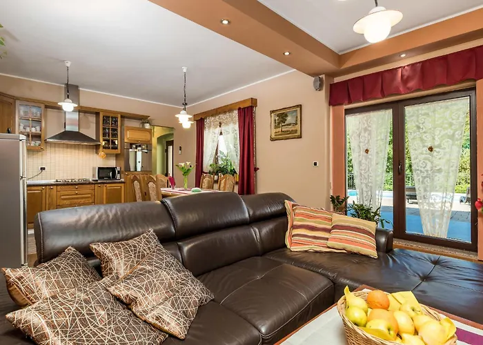 2 Bedroom Gorgeous In Сasa de vacaciones *